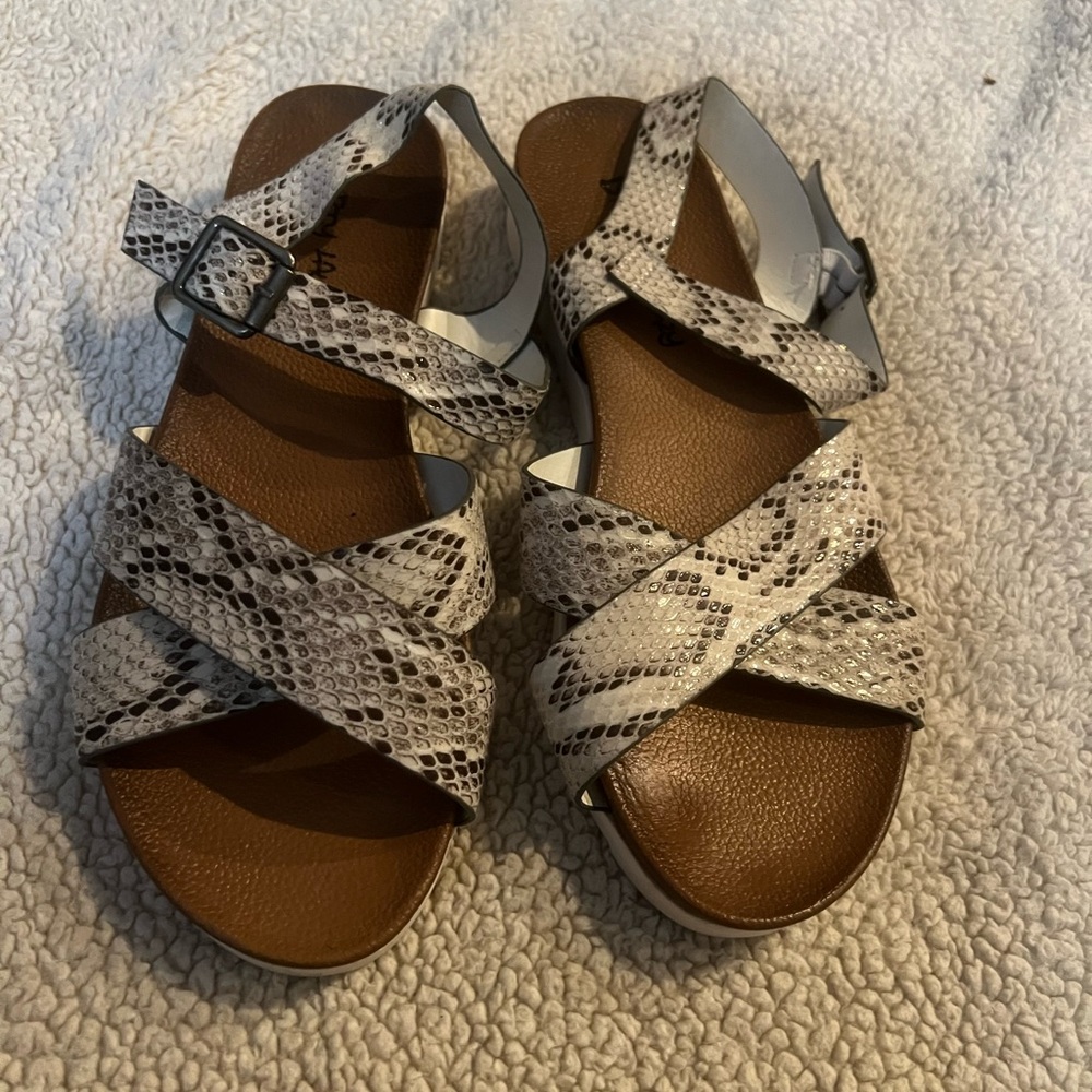 Women shoes